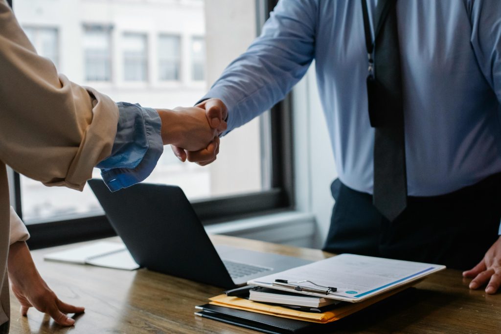 relation contrat banque avocat
